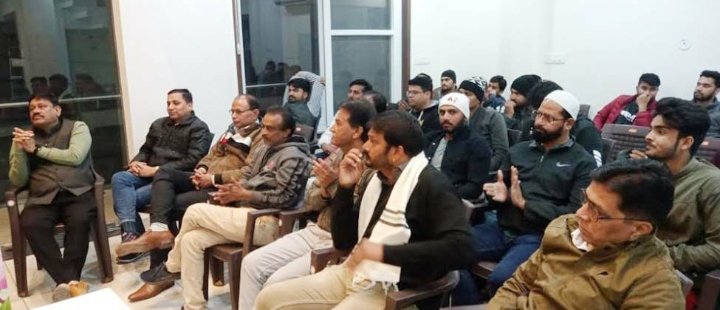 आगामी 28 जनवरी से 2 फरवरी तक होगा सकल व्यापारी संघ के व्यापारी प्रिमीयर लीग-2023 का आगाज, कुल 16 टीमे करेगी सहभागिता-आंचलिक ख़बरें-राजेंद्र राठौर 2 WhatsApp Image 2023 01 05 at 12.09.08 PM