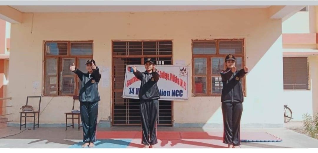 एनसीसी कैडेट द्वारा सूर्य नमस्कार, योगा एवं मैडिटेशन किया गया-आंचलिक ख़बरें-भैयालाल धाकड़ 1 WhatsApp Image 2023 01 07 at 9.43.57 PM