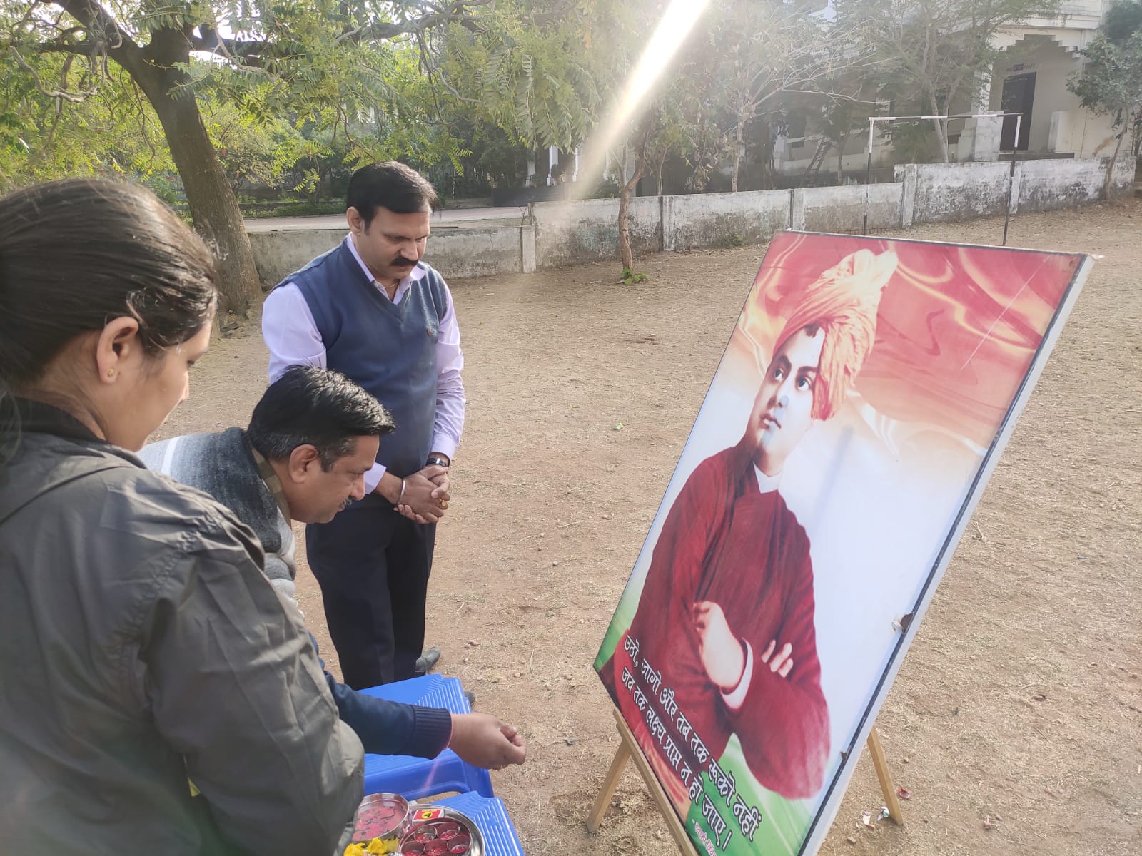 युवाओं के प्रेरणा स्त्रोत व आदर्श है स्वामी विवेकानंद-आंचलिक ख़बरें-राजेंद्र राठौर 1 WhatsApp Image 2023 01 12 at 3.27.33 PM