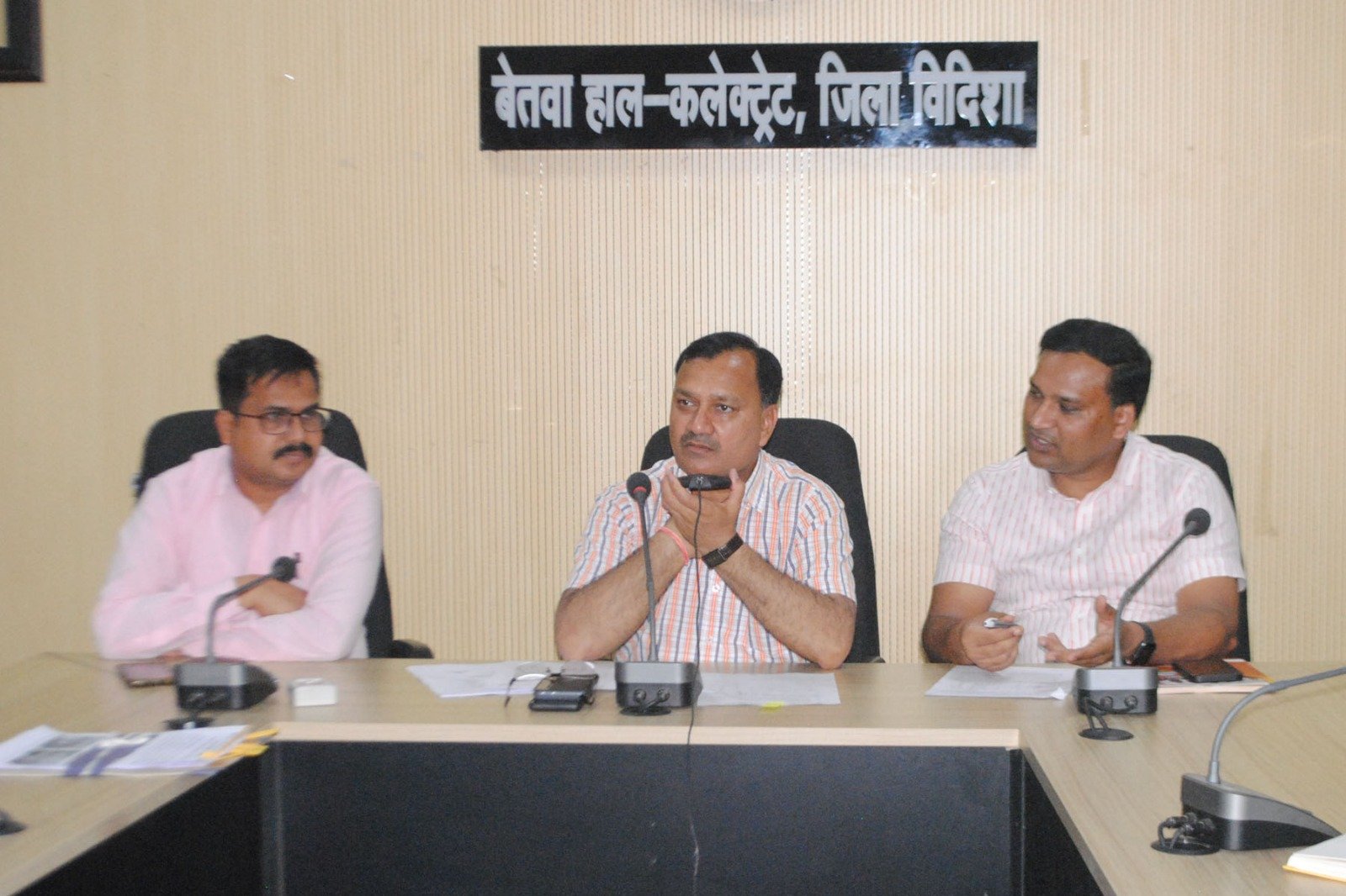 लाडली बहिना योजना के प्रदेश स्तरीय शुभारंभ कार्यक्रम में जिले के 15 हजार हितग्राही होंगे शामिल 1 WhatsApp Image 2023 03 01 at 7.25.51 PM