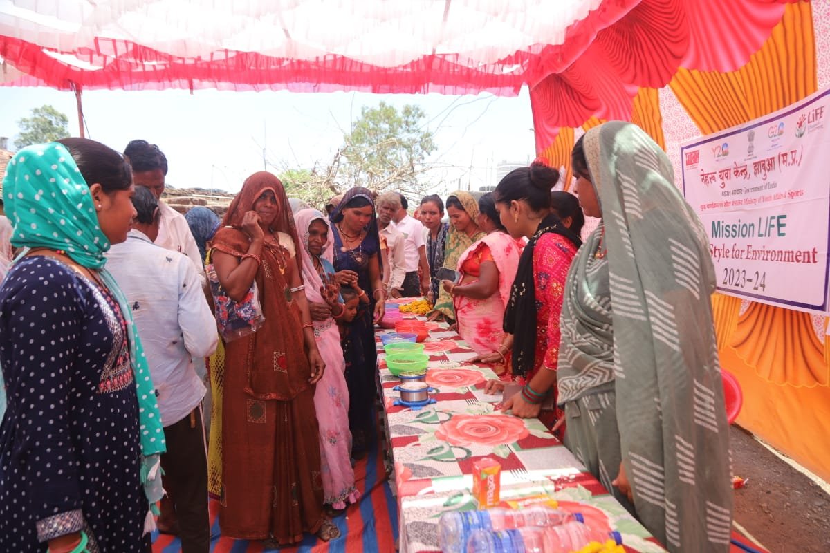 झाबुआ मध्य प्रदेश में नेहरू युवा केंद्र द्वारा मिलेट मेले का हुआ आयोजन 1 WhatsApp Image 2023 06 13 at 62049 PM 1
