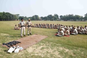पुलिस लाईन में पुलिस जवानों का Training Session 2 पुलिस जवानों का Training Session
