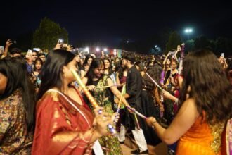 Dandiya Festival का आयोजन