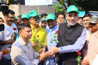 Red Light on-Gaadi Off Campaign