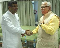 Central Minister श्री धर्मेंद्र प्रधान आज श्री मनोहर लाल खट्टर के साथ Haryana में पीएम श्री स्कूलों के ITC Laboratories और Smart Classes का उद्घाटन करेंगे 2 Central Minister श्री धर्मेंद्र प्रधान with श्री मनोहर लाल खट्टर