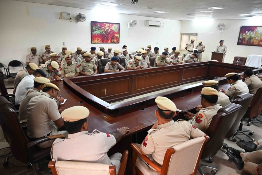 पुलिस जवानों का Training Session
