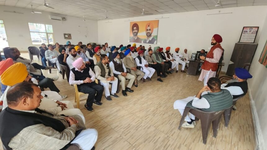 Katha Kirtan in Sant Samagam. ​