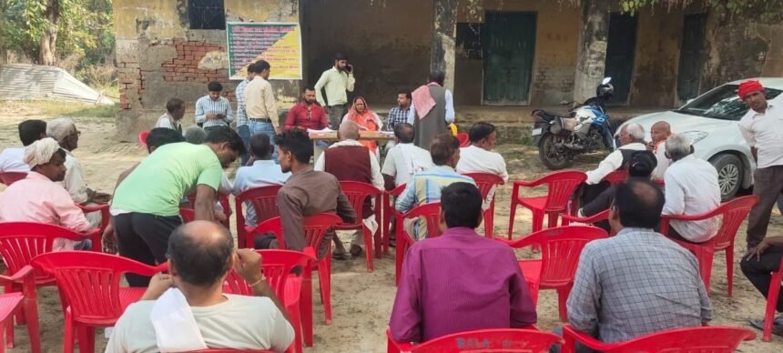 विधायिका जयदेवी कौशल ने किया मिनी किट का वितरण