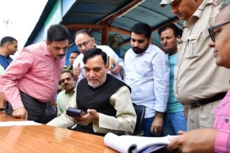 पर्यावरण मंत्री किया औचक निरीक्षण