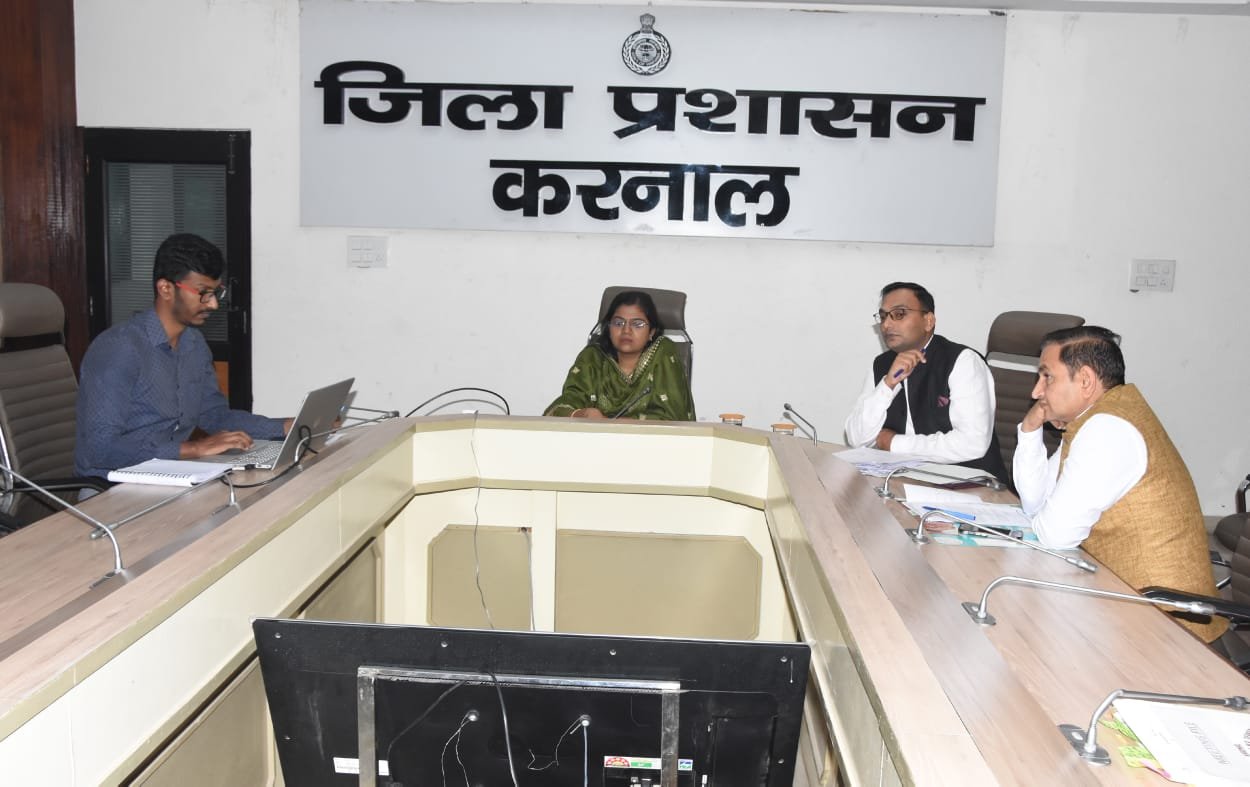 Dr.Vaishali Sharma द्वारा शिकायतों की समीक्षा