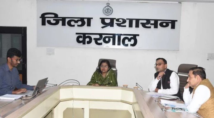 Vaishali Sharma ने जनसंवाद की लंबित शिकायतों की समीक्षा की 3 उपायुक्त Dr.Vaishali Sharma