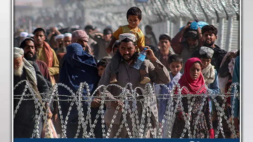 पाकिस्तान अफगान शरणार्थिंयो को देश से निकाल रहा