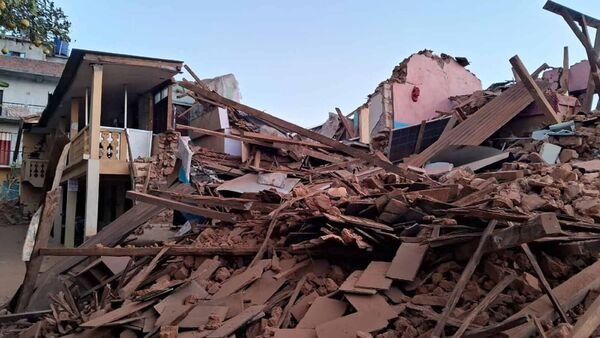 नेपाल में भूकंप ने मचाई तबाही