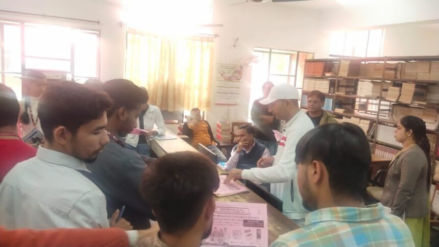 चुनाव कार्यालय द्वारा NIT में लगाया Voter Awareness Camp 1 Voter Awareness Camp
