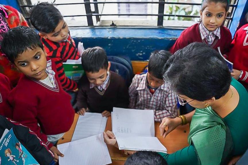 Surprise Inspection By Education Minister Atishi