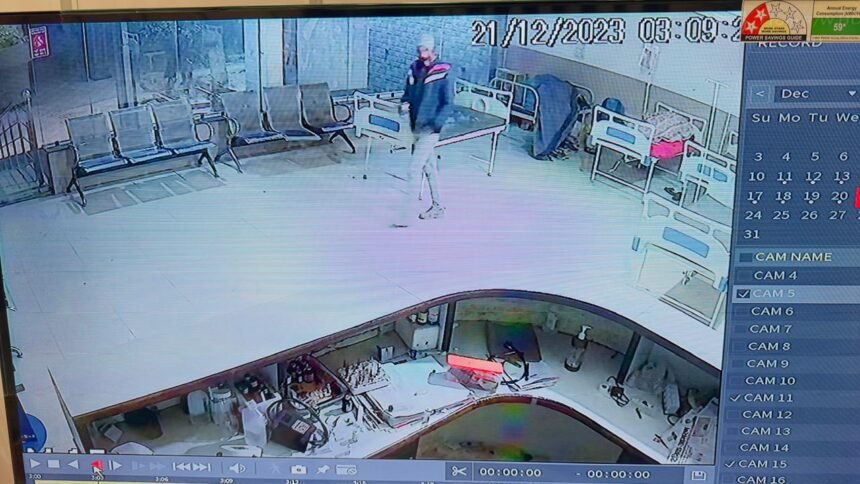 Koraon Market में चोरों की हौसले बुलंद, पुलिस का नहीं है खौफ 1 Koraon Market में चोरों की हौसले बुलंद