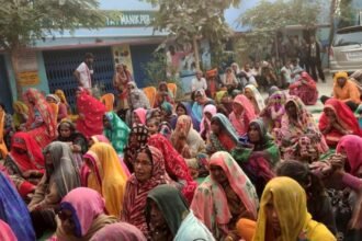 Helpless and Poor Families की जारी रहेगी मदद-अंजनीशुक्ला