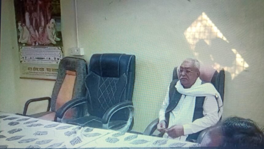 ग्राम पंचायत खन्डेहा में स्वास्थ्य व स्वच्छता समिति की बैठक Pradhan जी लेते हैं आकस्मिक 1 ग्राम Pradhan पति सुभाष सिंह