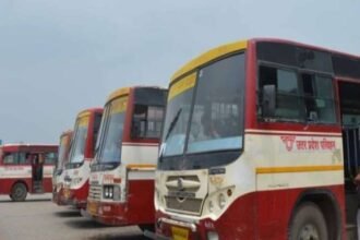Roadways Bus से टक्कर