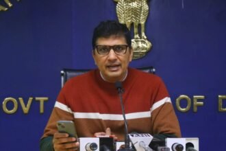 Delhi Government की झांकियो को परेड में जगह नही दी जा रही