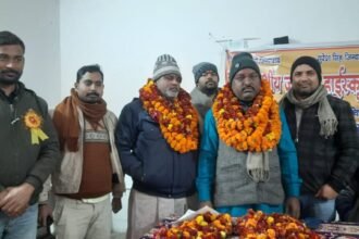 Election अधिकारी ने तय समय के बाद निर्विरोध निर्वाचित घोषित किया