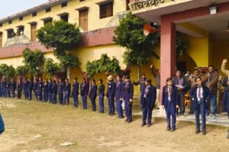 Subhash Chandra Bose की जयंती पर विशाल मानव श्रृंखला बनाई गई