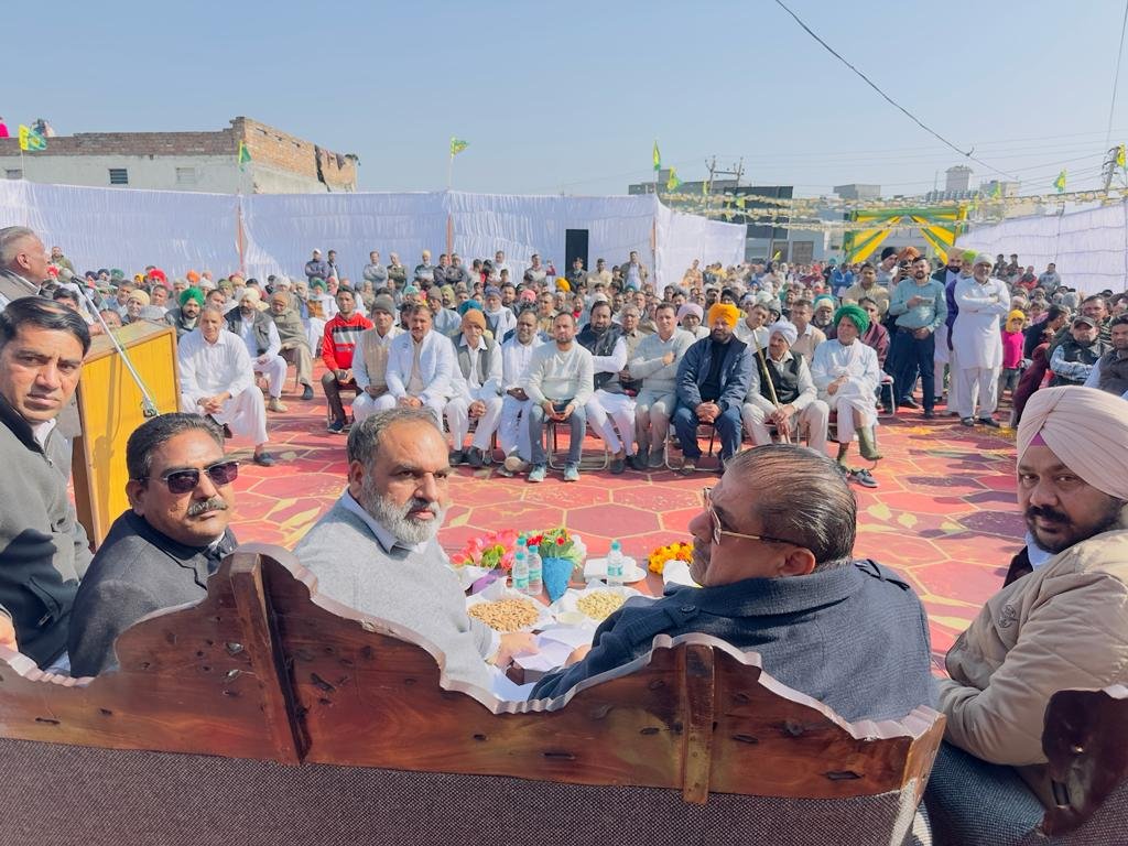 JJP Dr. Ajay Chautala in public meeting
