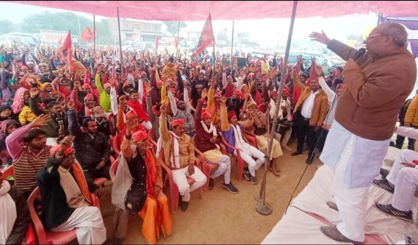 Dr. Sanjay Nishad ने कहा कि सपा और बसपा ने किया मछुआ समाज को गुमराह