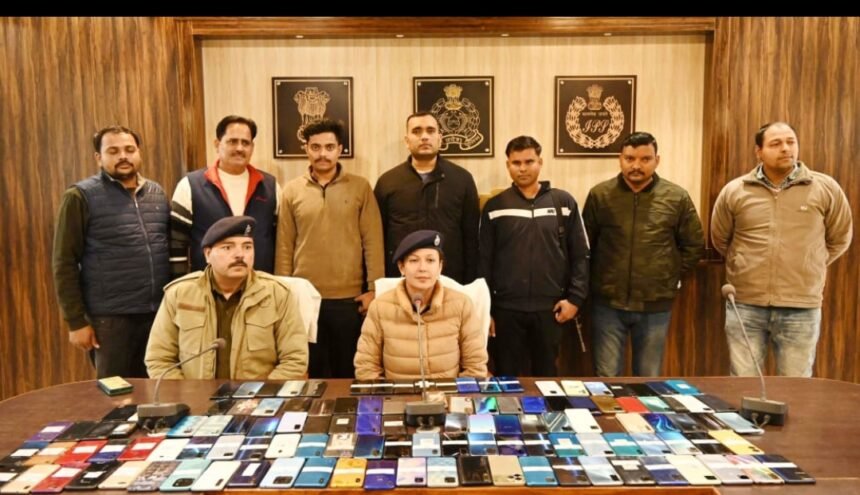 125 Lost Mobiles सर्विलांस टीम द्वारा बरामद किये गये