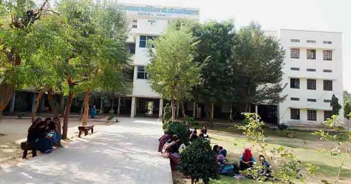 District Level विकसित भारत भाषण प्रतियोगिता आयोजित 2 District Level विकसित भारत भाषण प्रतियोगिता आयोजित