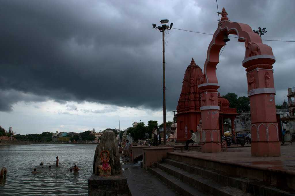 aanchalikkhabre.com रामघाट में आरती स्थल