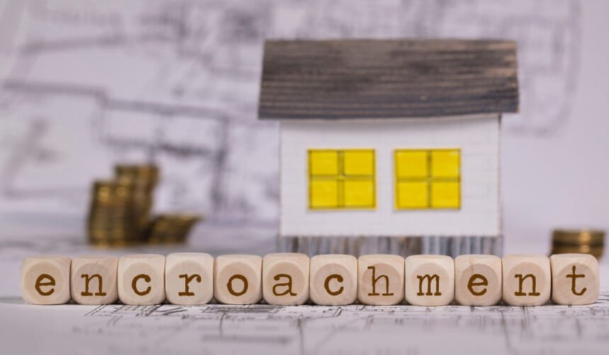 Encroachment को हटाने के लिए 24 घण्टे का अल्टीमेटम दिया था 1 Encroachment को हटाने के लिए 24 घण्टे का अल्टीमेटम