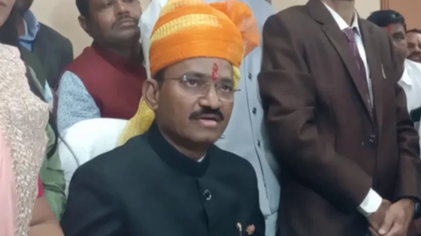 Former Soldiers की मांगों को लेकर डिप्टी सीएम बैरवा को सौंपा ज्ञापन