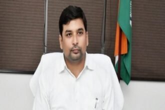 जिलाधिकारी चित्रकूट Abhishek Anand