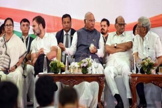 Mamata Banerjee का I.N.D.I.A गठबंधन को झटका