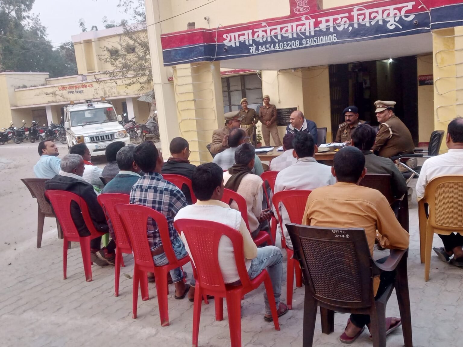 District Chitrakoot के समस्त थानों मे पीस कमेटी की बैठकों का आयोजन