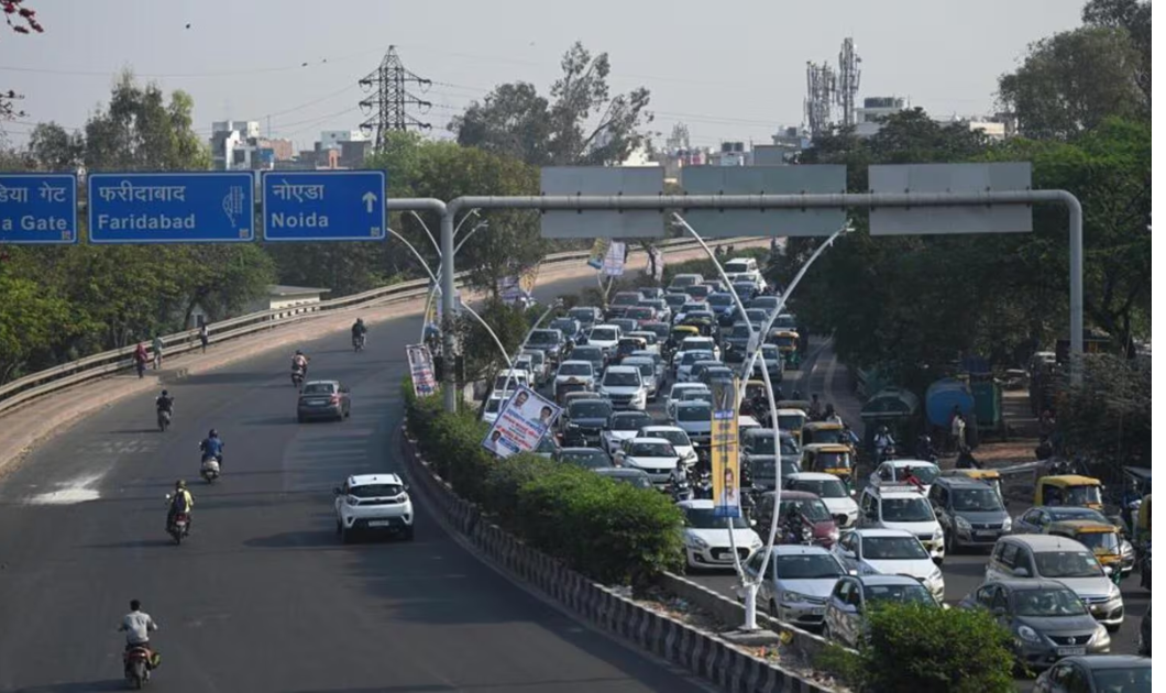 अक्षरधाम से Noida की ओर जाने वाली सड़कों को खूबसूरत बनाएगी PWD केजरीवाल सरकार 2 PWD Kejriwal government will make the roads beautiful