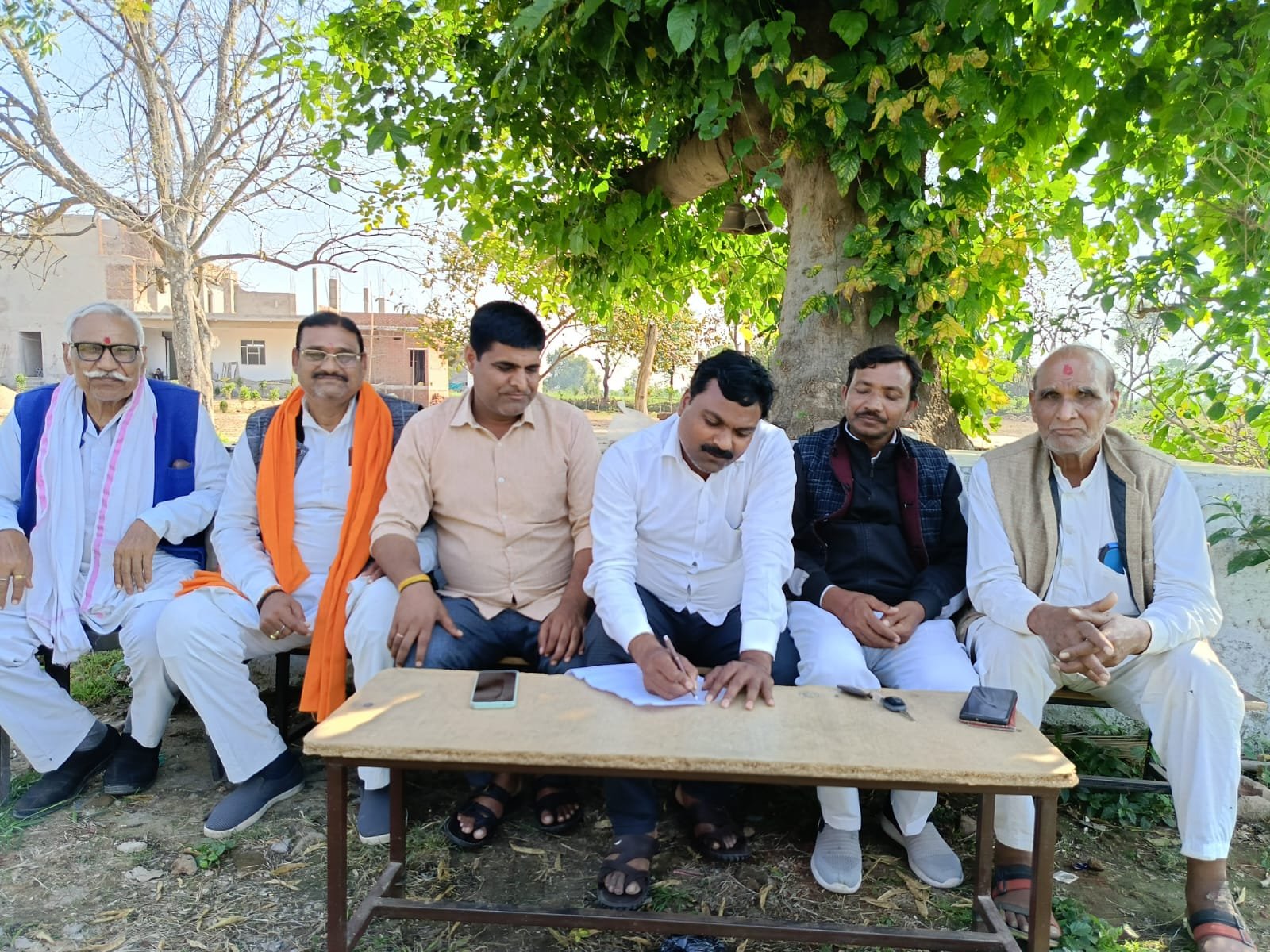 जीत के मंत्र के साथ लोकसभा प्रत्याशी कुशवाह आज Bhitarwar में लेंगे कार्यकर्ताओं की बैठक  