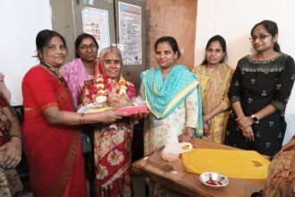 भितरवार: Anganwadi कार्यकर्ताओं ने भव्य विदाई समारोह आयोजित