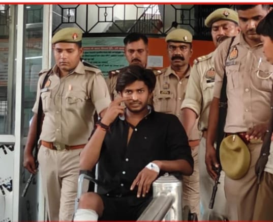 Chitrakoot Police: फिरौती हेतु अपहरण कर हत्या करने वाला एक और अन्तर्राज्जीय डकैत Police मुठभेड़ में गिरफ्तार 3 Chitrakoot Police: फिरौती हेतु अपहरण कर हत्या करने वाला एक और अन्तर्राज्जीय डकैत Police मुठभेड़ में गिरफ्तार