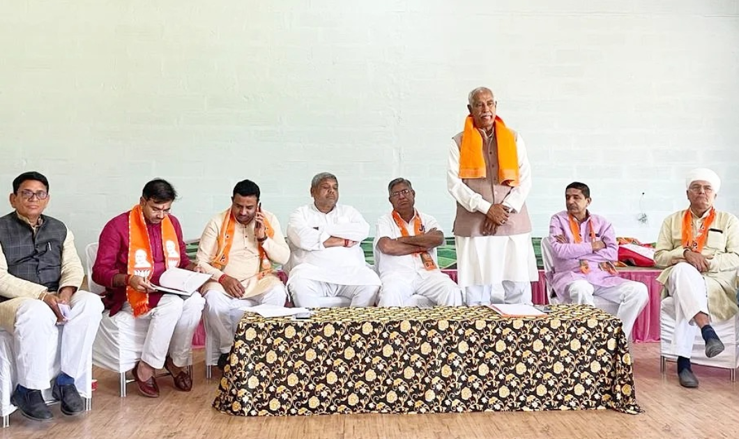 CM Bhajanlal Sharma's visit to Jhunjhunu: मुख्यमंत्री भजनलाल शर्मा का झुंझुनू दौरा, तैयारियों को लेकर बैठक 