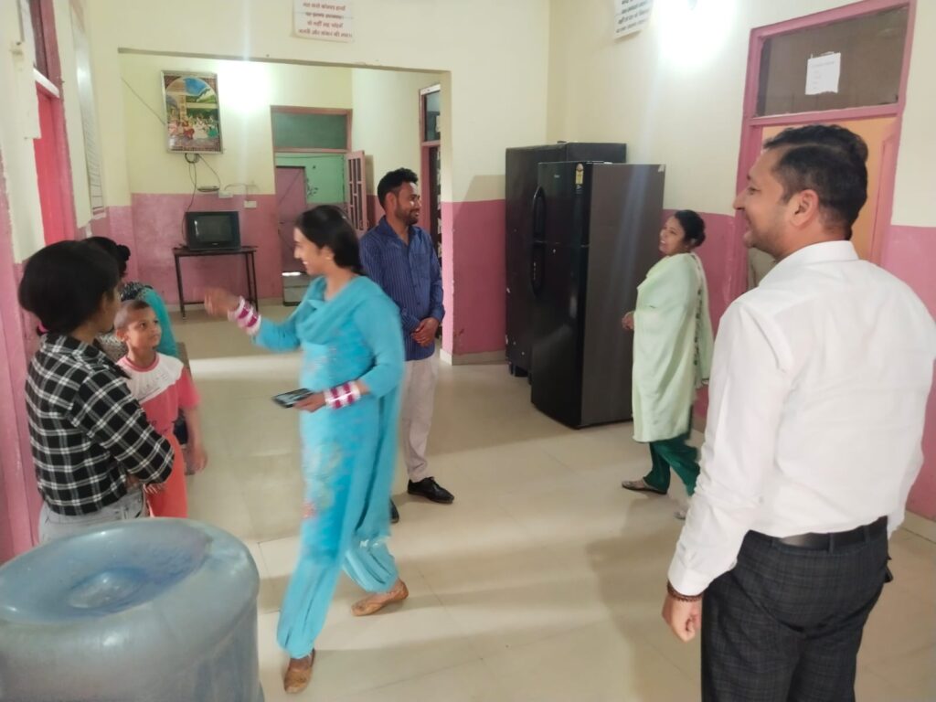 Kurukshetra News: सीजेएम ने बाल आश्रम व उद्यान केयर होम का किया निरीक्षण 2 Kurukshetra News: सीजेएम ने बाल आश्रम व उद्यान केयर होम का किया निरीक्षण
