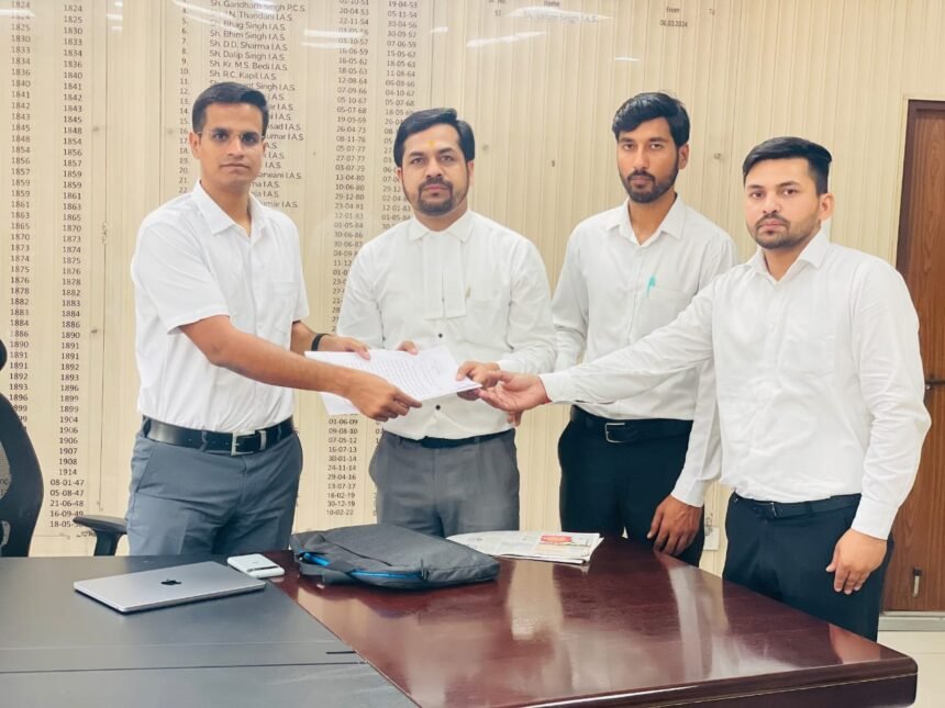 School Admission: स्कूल में बच्चो का एडमिशन करवाने वाले पेरेंट्स हो जाये सतर्क, स्कूल संचालक कर रहे धोखा 1 School Admission: स्कूल में बच्चो का एडमिशन करवाने वाले पेरेंट्स हो जाये सतर्क, स्कूल संचालक कर रहे धोखा