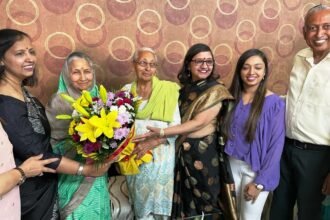 Former minister Savitri Jindal अग्रवाल वैश्य समाज के प्रदेश महासचिव के निवास पर पहुंची