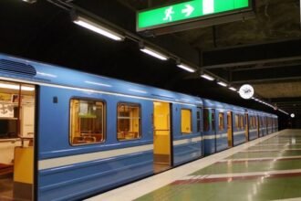 Metro के चौथे चरण का पहला स्टेशन अगले महीने खुलने की संभावना है। 4 Metro