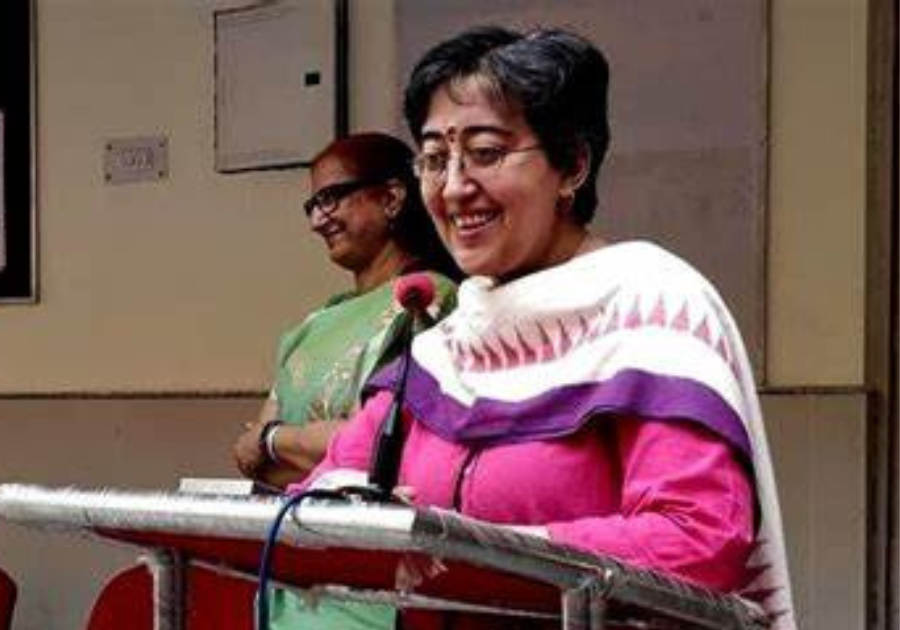 Woman Chief Minister:अरविंद केजरीवाल ने Atishi Marlena को सौंपी कमान, बनीं दिल्ली की 3rd महिला मुख्यमंत्री 2 Atishi Marlena