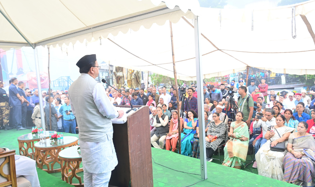 CM Pushkar Singh Dhami ने शहीदों को श्रद्धांजलि 1