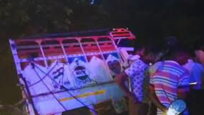 Hathras Road Accident