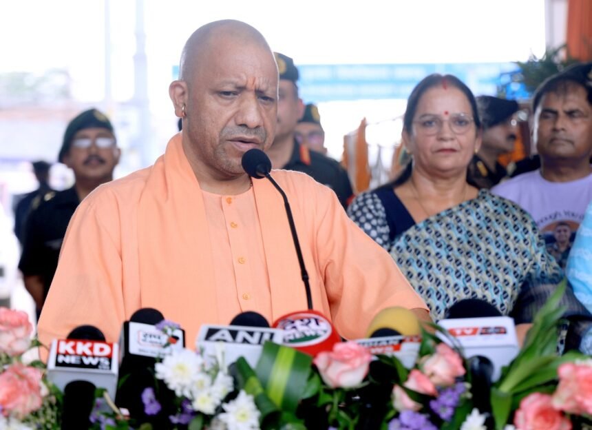 UP News: उत्तर प्रदेश सरकार का बड़ा फैसला, यूपी में निकली बंपर भर्ती 1 UP News: उत्तर प्रदेश सरकार का बड़ा फैसला, यूपी में निकली बंपर भर्ती