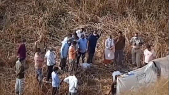 Delhi में युवक ने अपनी 19 वर्षीय गर्भवती प्रेमिका द्वारा शादी का प्रस्ताव रखने पर की हत्या,फिर शव को दफनाया 2 Delhi Pregnant Women